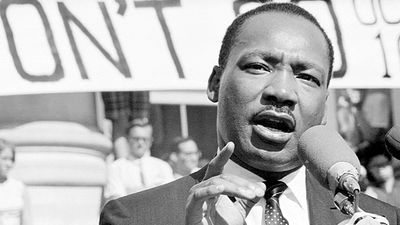 Civil rights leader Reverend Martin Luther King, Jr. delivers a speech to a crowd of approximately 7,000 people on May 17, 1967 at UC Berkeley's Sproul Plaza in Berkeley, California.
